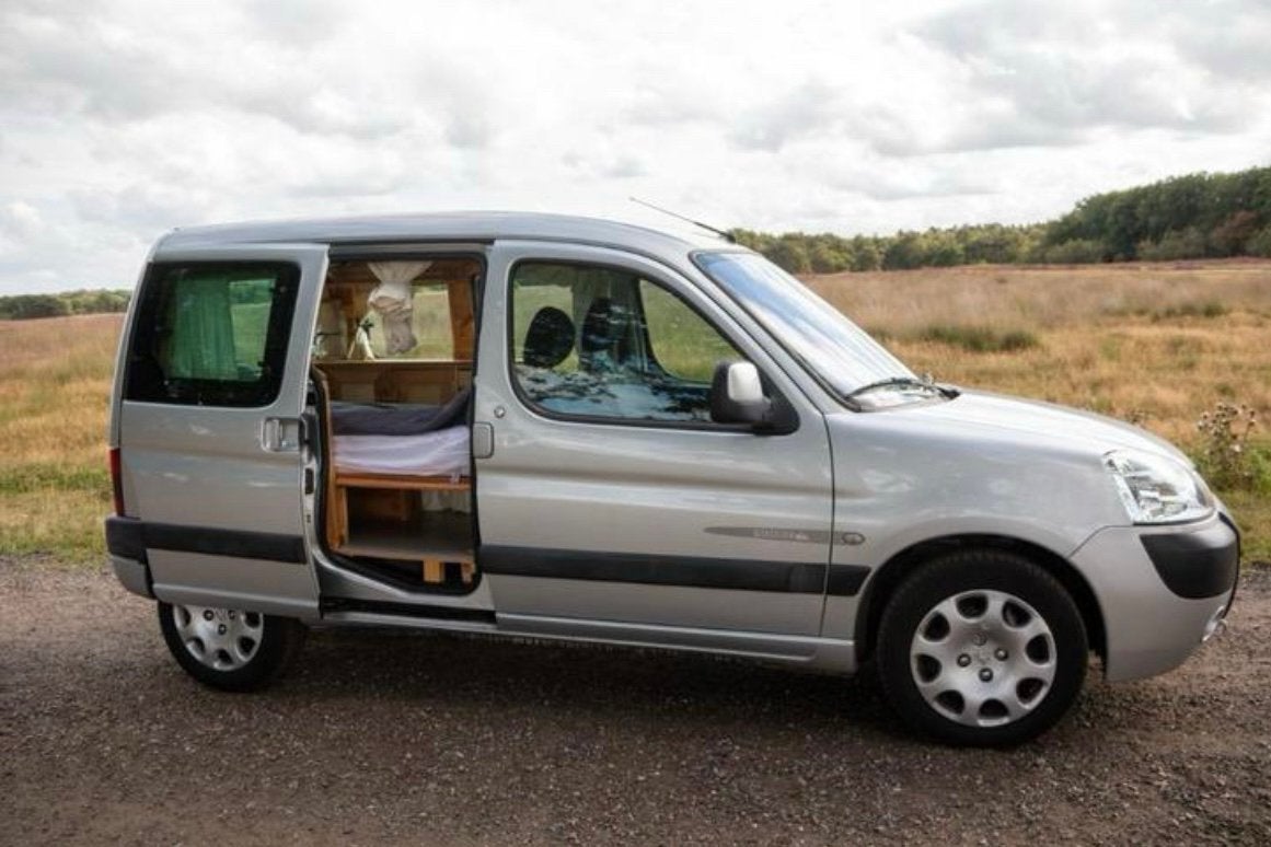 Peugeot Partner 1.6 16V 2003 Grijs, Voorwielaandrijving, 4 cilinders, 1226 kg, Handgeschakeld