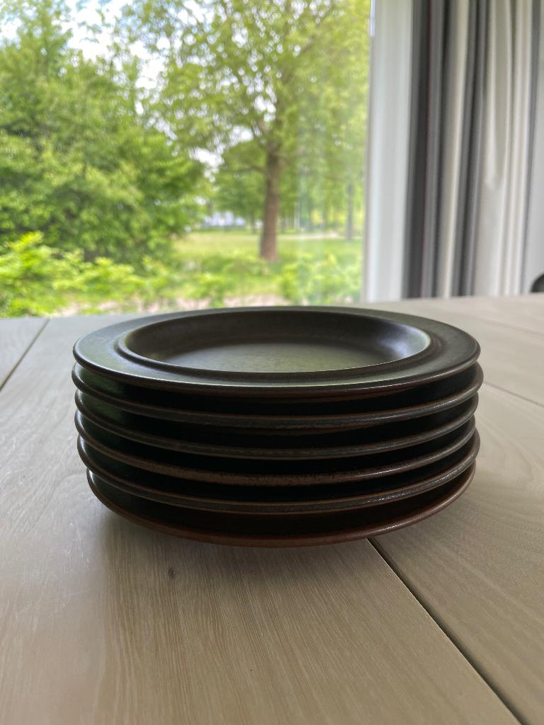 Arabia Ruska ontbijtborden - 20 cm., Keramiek, Ophalen of Verzenden, Zo goed als nieuw, Bord(en)