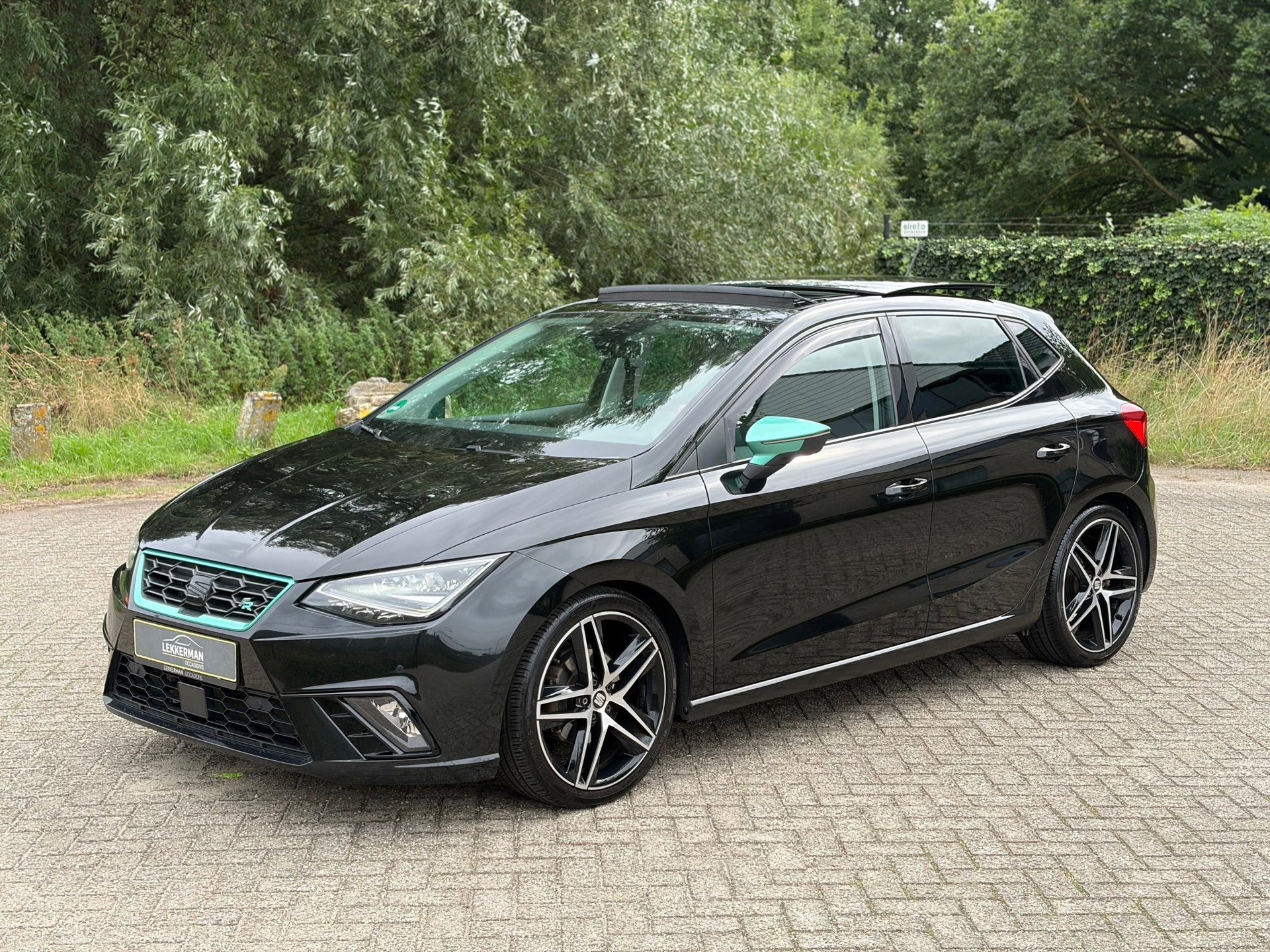 Seat Ibiza 1.5 TSI FR PANO I LED I CARPLAY I CAMERA I 150PK, Auto's, Seat, Voorwielaandrijving, Gebruikt, Zwart, 150 pk