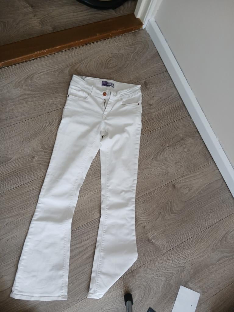 Witte Raizzed flared jeans - maat 158, Kleding | Dames, Ophalen, Wit, Overige jeansmaten, Raizzed
