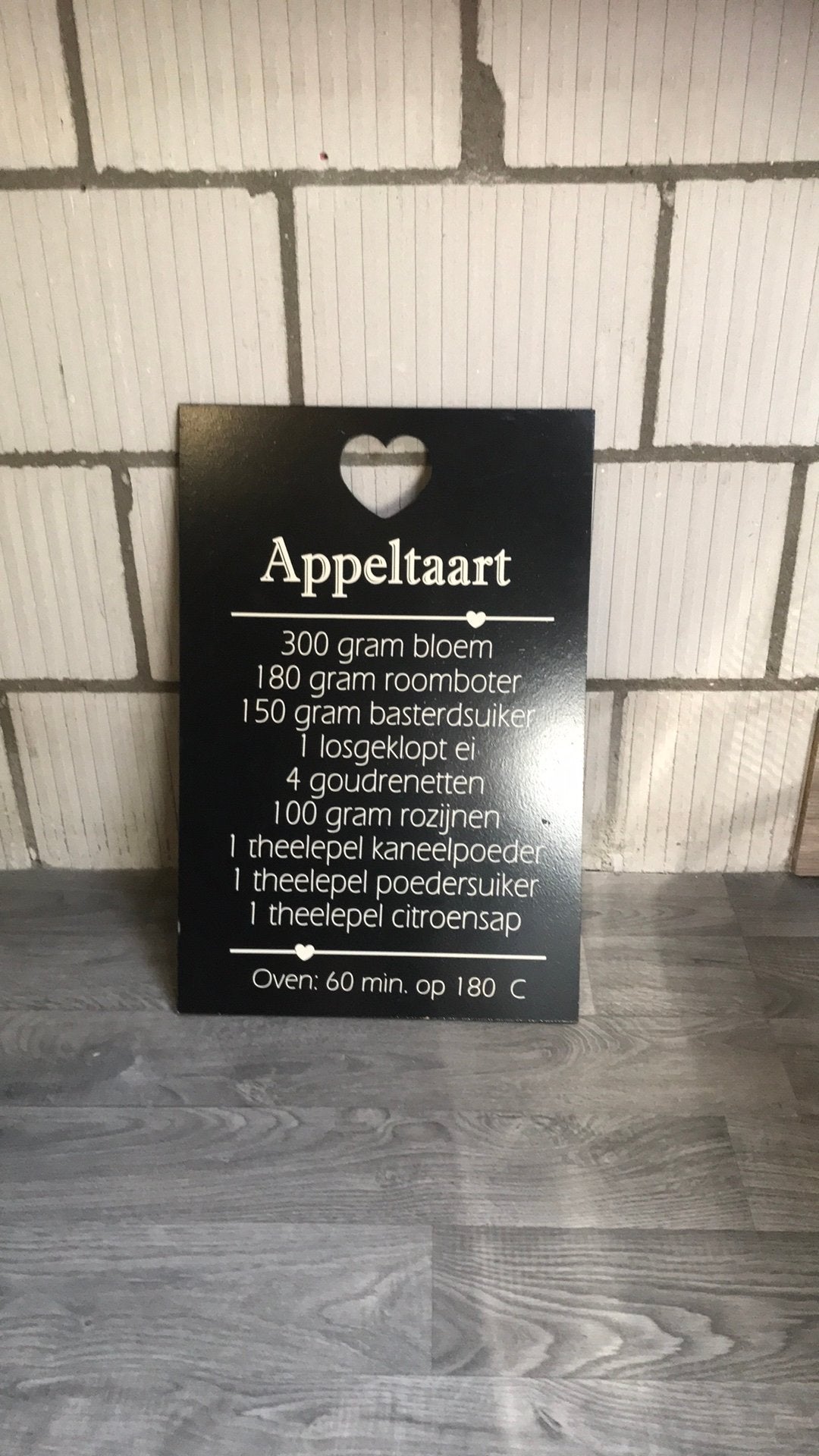 Leuk bord voor in de keuken, Tekstbord, Ophalen of Verzenden, Zo goed als nieuw, 60 cm