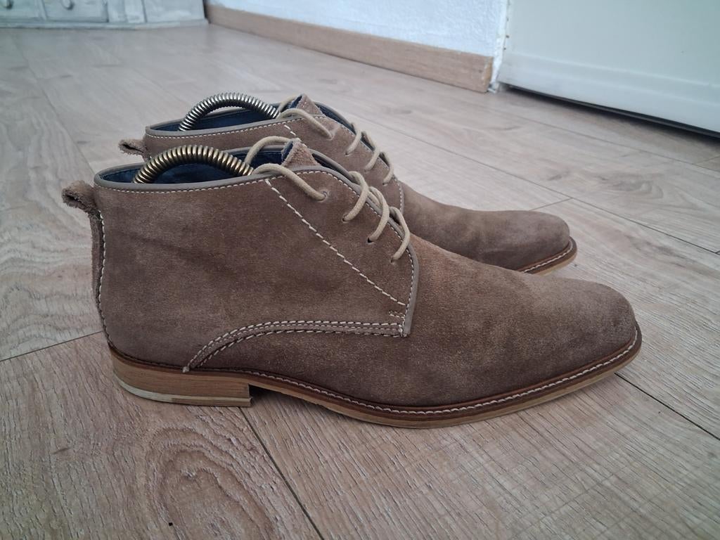 Manfield Stijlvolle suède boots - Maat 42, Kleding | Heren, Schoenen, Boots, Ophalen of Verzenden, Zo goed als nieuw, Onbekend