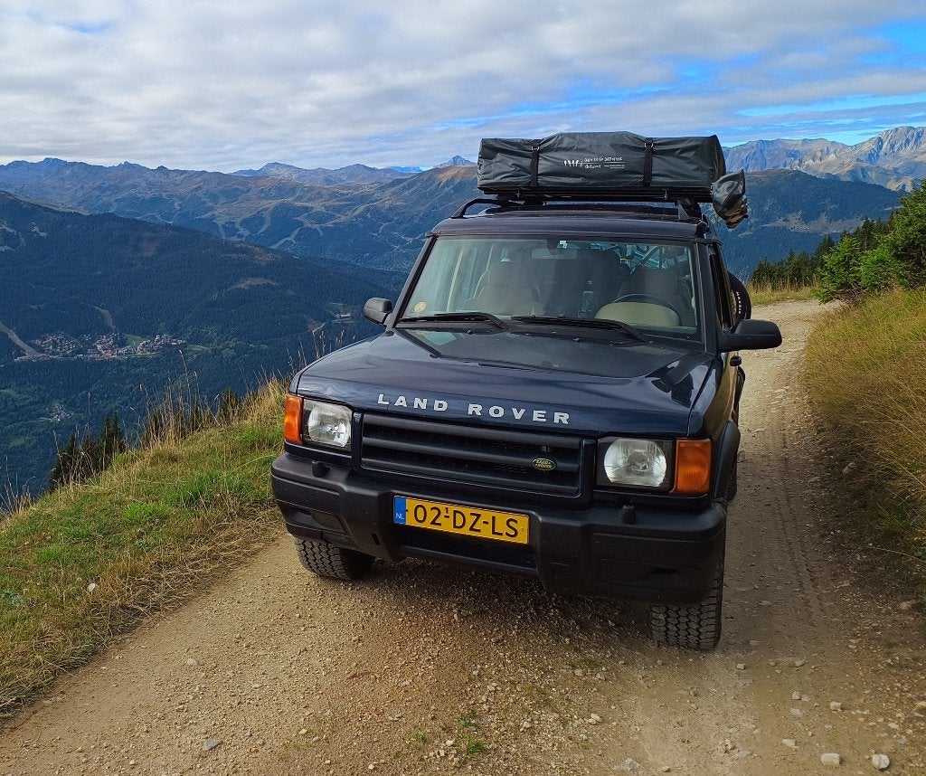 Land Rover Discovery 2 HSE V8 Overland | Daktent + Luifel, Automaat, Automatische klimaatregeling, Blauw, 7 stoelen