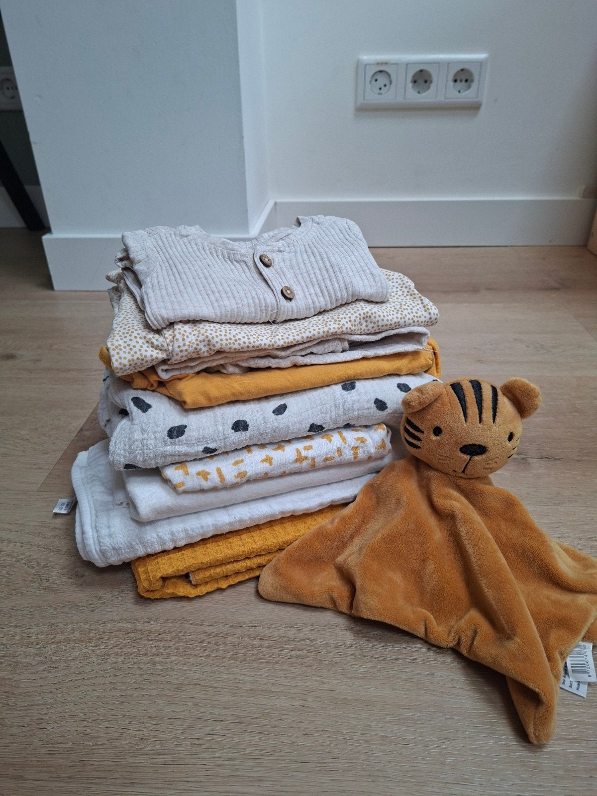 Leuk setje babyspullen: rompers, pakje, doeken, beddengoed, Ophalen of Verzenden, Zo goed als nieuw, Noppies, Jongetje of Meisje