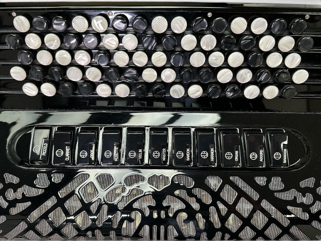 Rossini knop C-Griff 4 korig met Cassotto + garantie, Muziek en Instrumenten, Accordeons, Info@sileon.nl, Met koffer, Rossini Castelfidardo