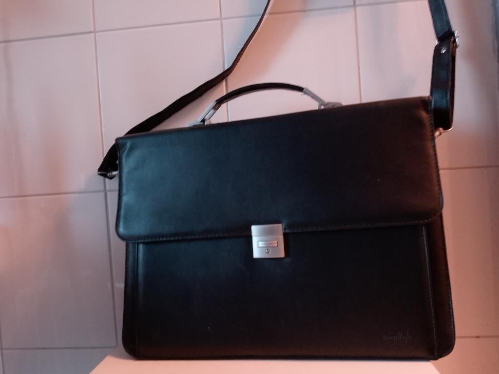 Thierry Mugler Aktetas Zwart nieuw INCL origineel Sleuteltje, Ophalen of Verzenden, Zo goed als nieuw, Zwart, Overige merken