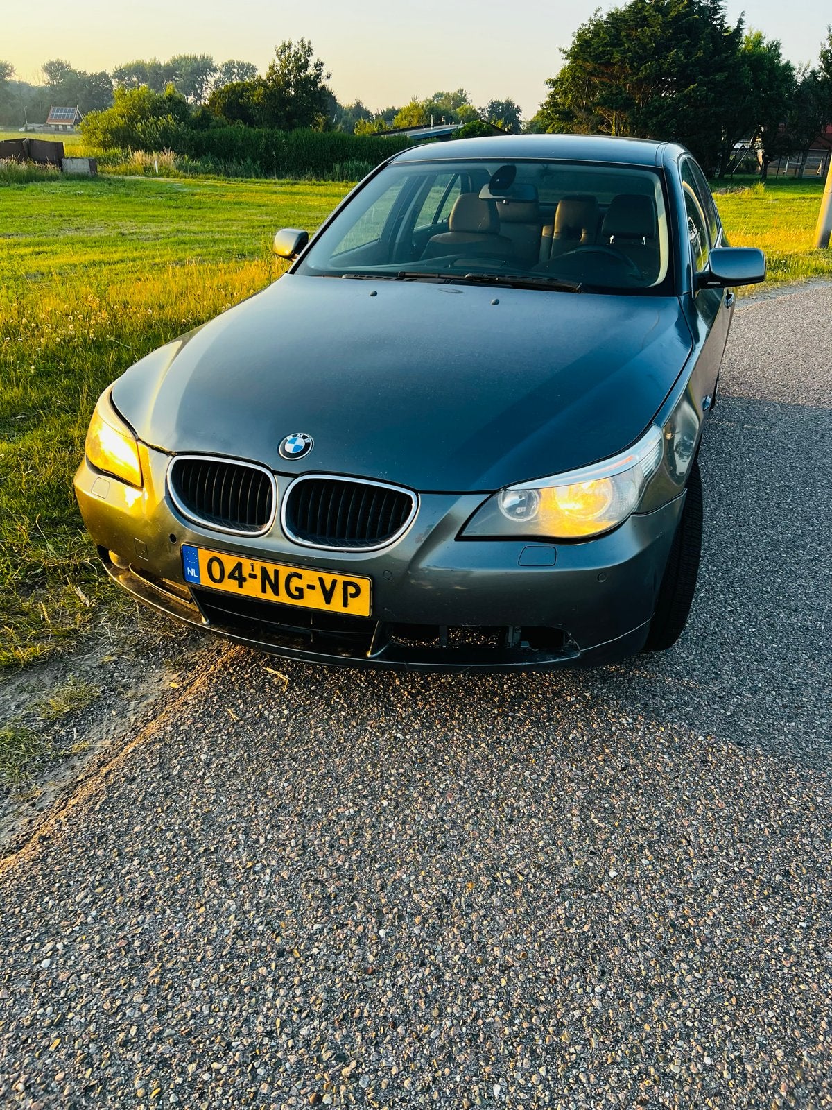 BMW 5-Serie 2.2 I 520 AUT (lees tekst), Auto's, BMW, Particulier, 5-Serie, Benzine, D, Sedan, Automaat, Origineel Nederlands, Zilver of Grijs