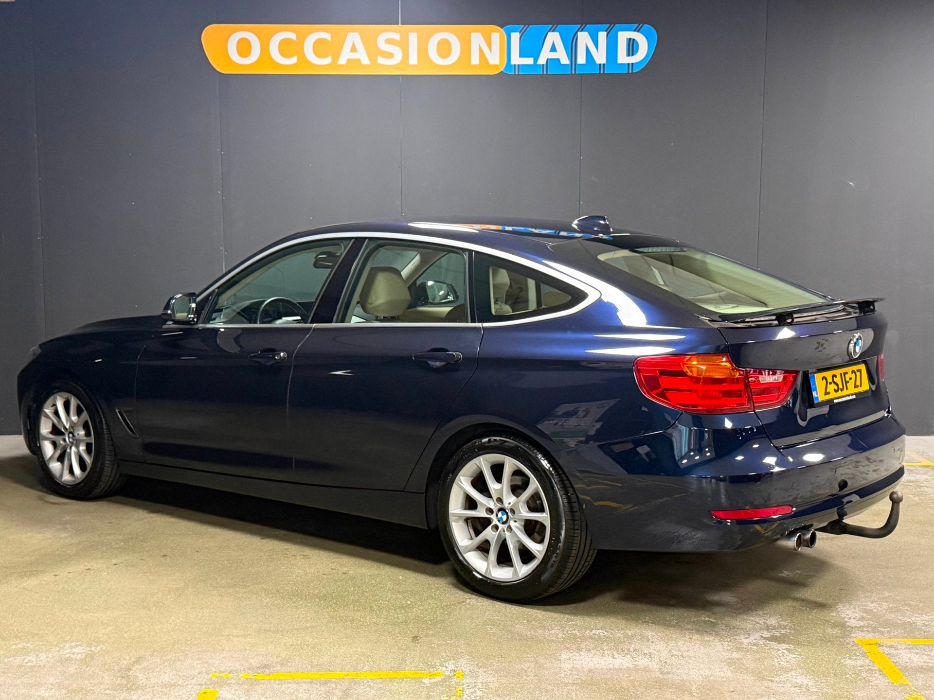 BMW 3-serie Gran Turismo 328i High Executive|PDC|LED|TREKHAA, Auto's, BMW, 745 kg, Gebruikt, 4 cilinders, Blauw