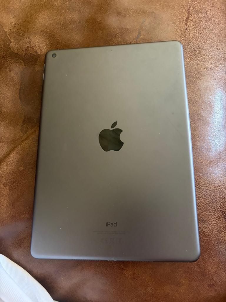 Apple iPad 10.2" (9e generatie)Zo goed als nieuw NOG TEKOOP, 10 inch, Apple iPad, Ophalen of Verzenden, Zo goed als nieuw