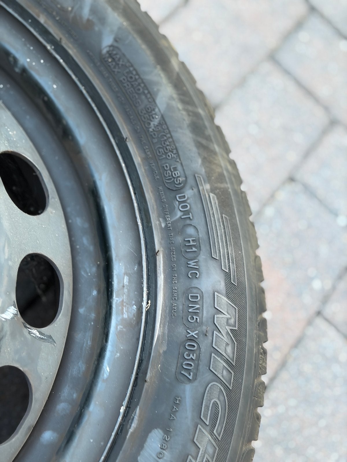 Winterbanden met velgen 195/65 R15, Auto-onderdelen, Banden en Velgen, Ophalen, Gebruikt, 15 inch, Banden en Velgen