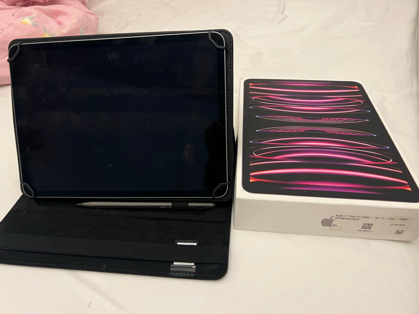 Apple iPad Pro 2022 (11 inch) - Wi-Fi - 128GB