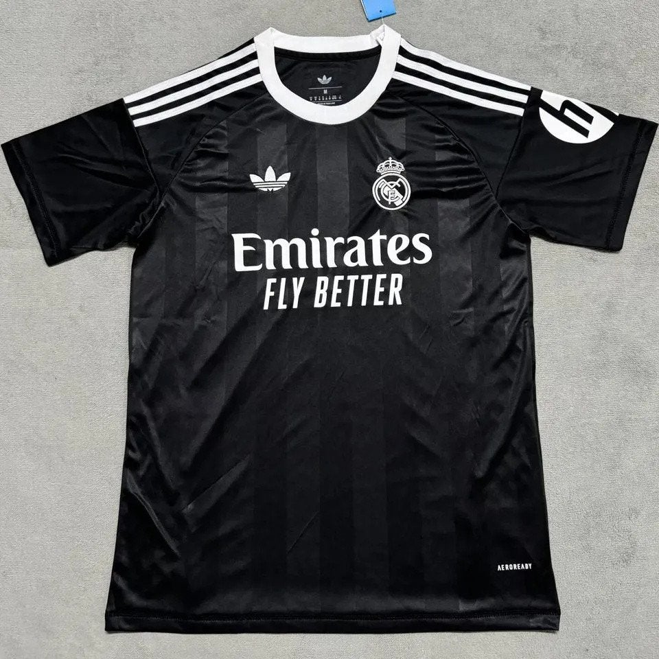Real Madrid keeper shirt 2025/26 | Nieuw + Bedrukking, Verzenden, Nieuw, Shirt