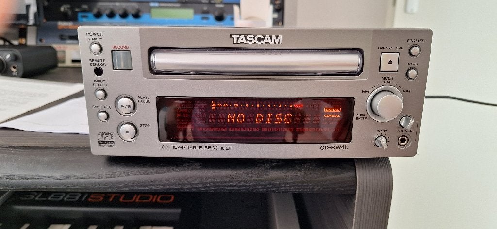 Tascam CD-RW4U , Ophalen of Verzenden, Gebruikt, Audio