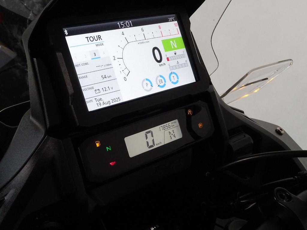 Honda NT1100 NT 1100 DCT, Bedrijf, Handvatverwarming, Meer dan 35 kW, Toermotor