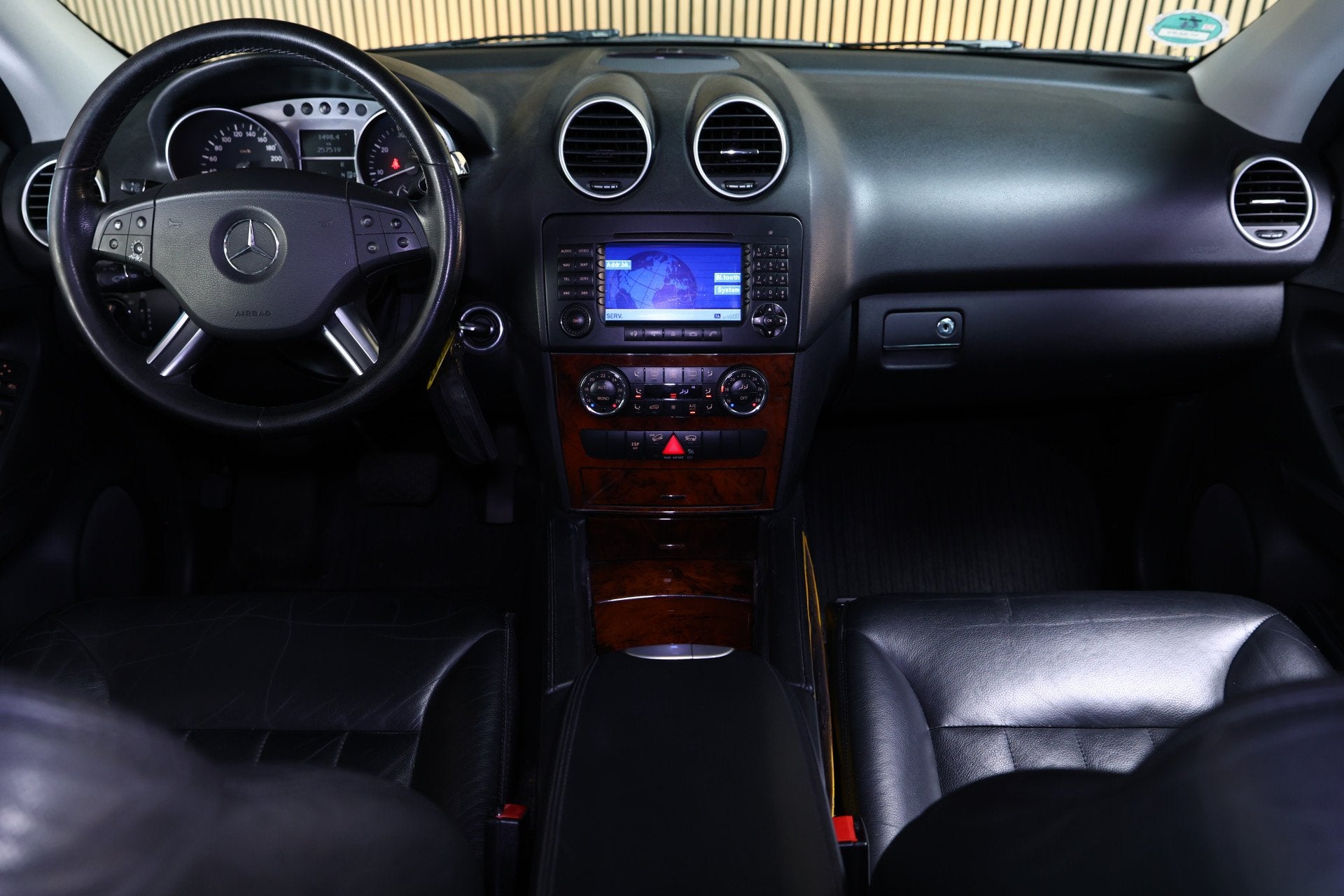 Mercedes-Benz M-Klasse 500 PANO MEMORY NAVI CRUISE LPG g3 CL, Automaat, Gebruikt, 8 cilinders, Blauw
