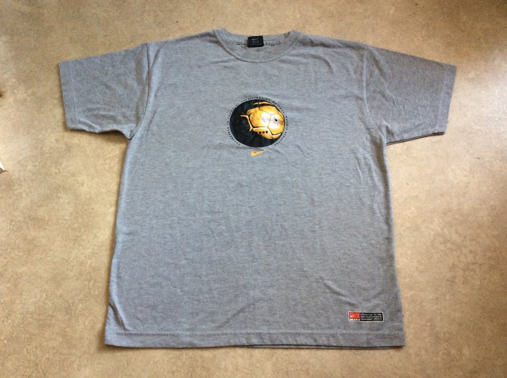 Nike T-shirt, grijs met bal. Maat XL, Nike, Maat 56/58 (XL), Ophalen of Verzenden, Grijs