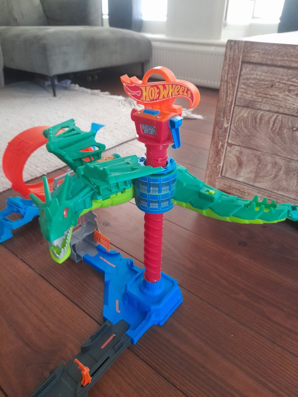 Hot Wheels Mega Set: Baan, Draak, 13 Auto's & Vrachtwagen, Ophalen of Verzenden, Gebruikt