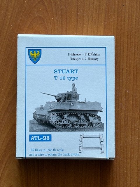 Bouwdoos 1:35 Friul Model ATL-98 T-16 type track M3 Stuart, Overige merken, Tank, 1:32 tot 1:50, Nieuw