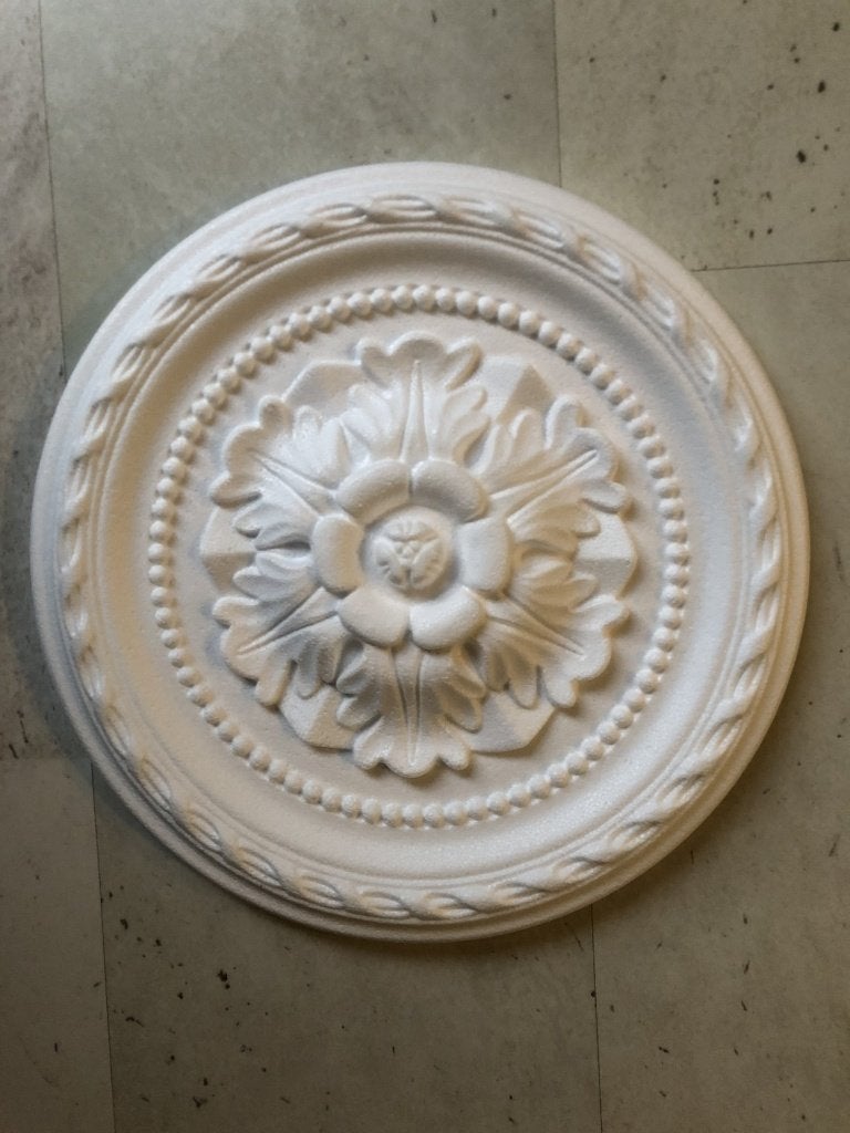 Ronde rozet ornament doorsnee 30cm kunststof/piepschuim, Ophalen of Verzenden, Zo goed als nieuw, Kunststof, Landelijk