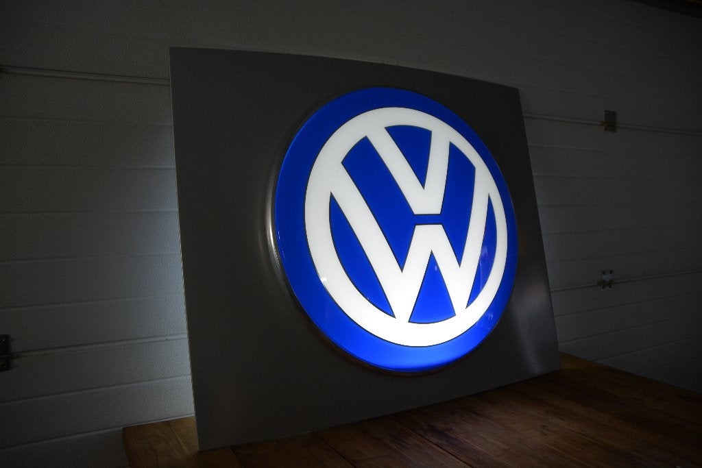 VW Volkswagen lichtreclame lichtbak absolute nieuwstaat, Ophalen of Verzenden, Zo goed als nieuw, Lichtbak of (neon) lamp