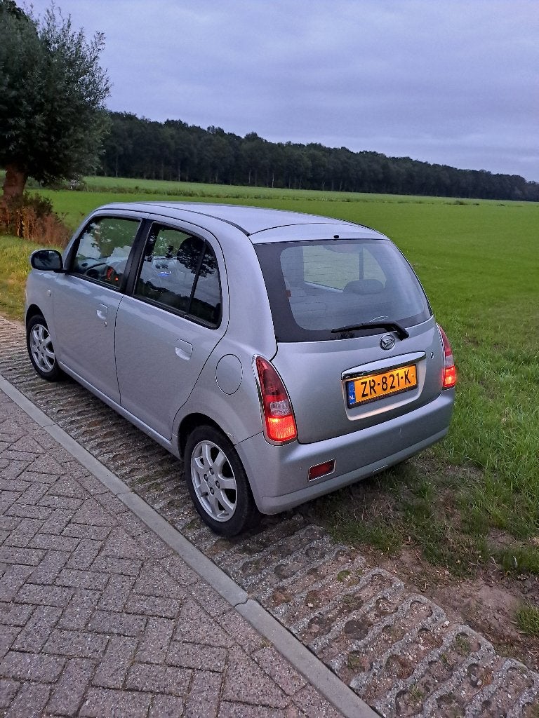 Daihatsu 2007 Grijs, Auto's, 21 km/l, 600 kg, 765 kg, Handgeschakeld
