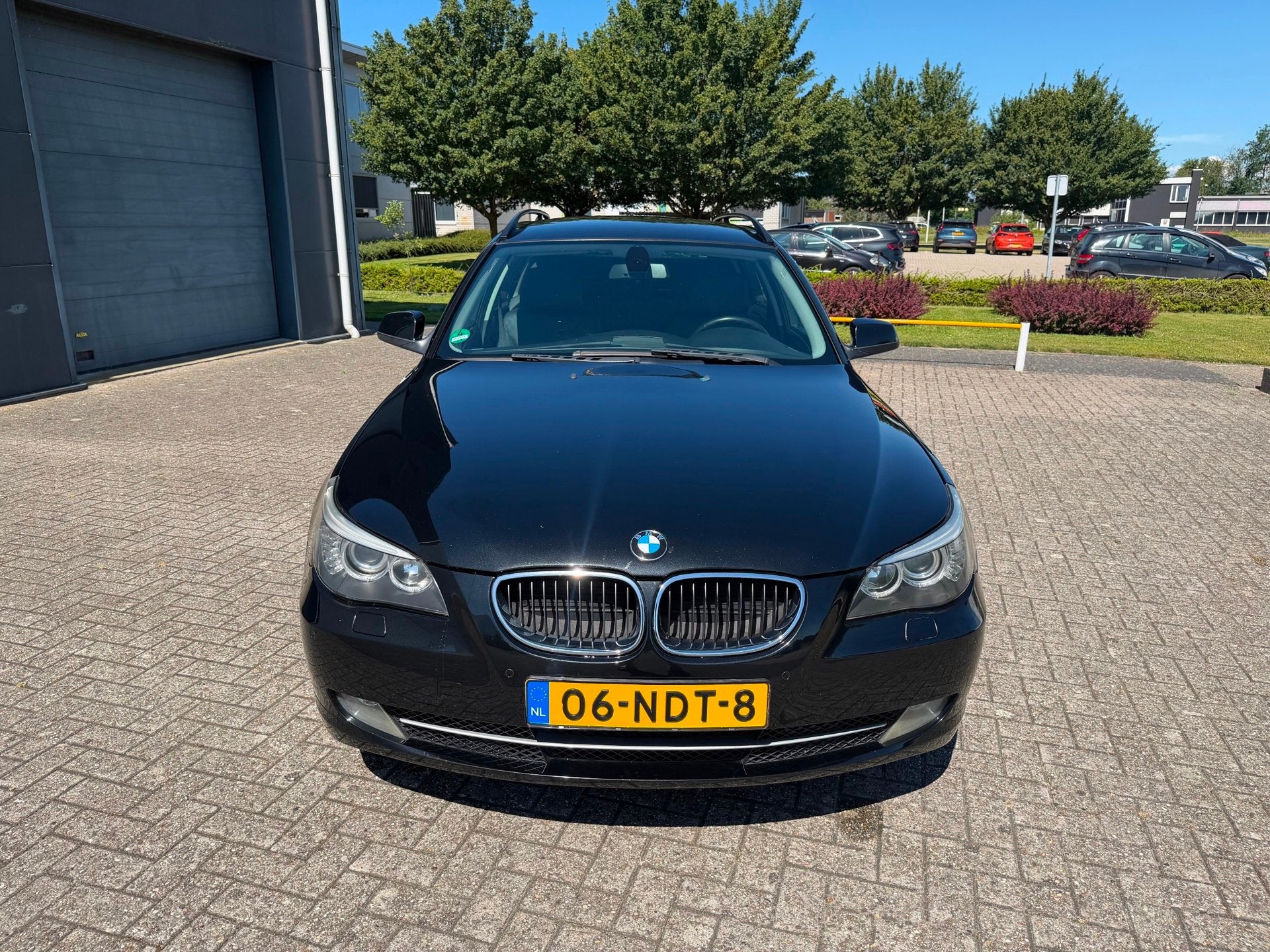 BMW 5-serie Touring 520i Corporate Lease Business Line Editi, Auto's, Automaat, Achterwielaandrijving, Zwart, 4 cilinders