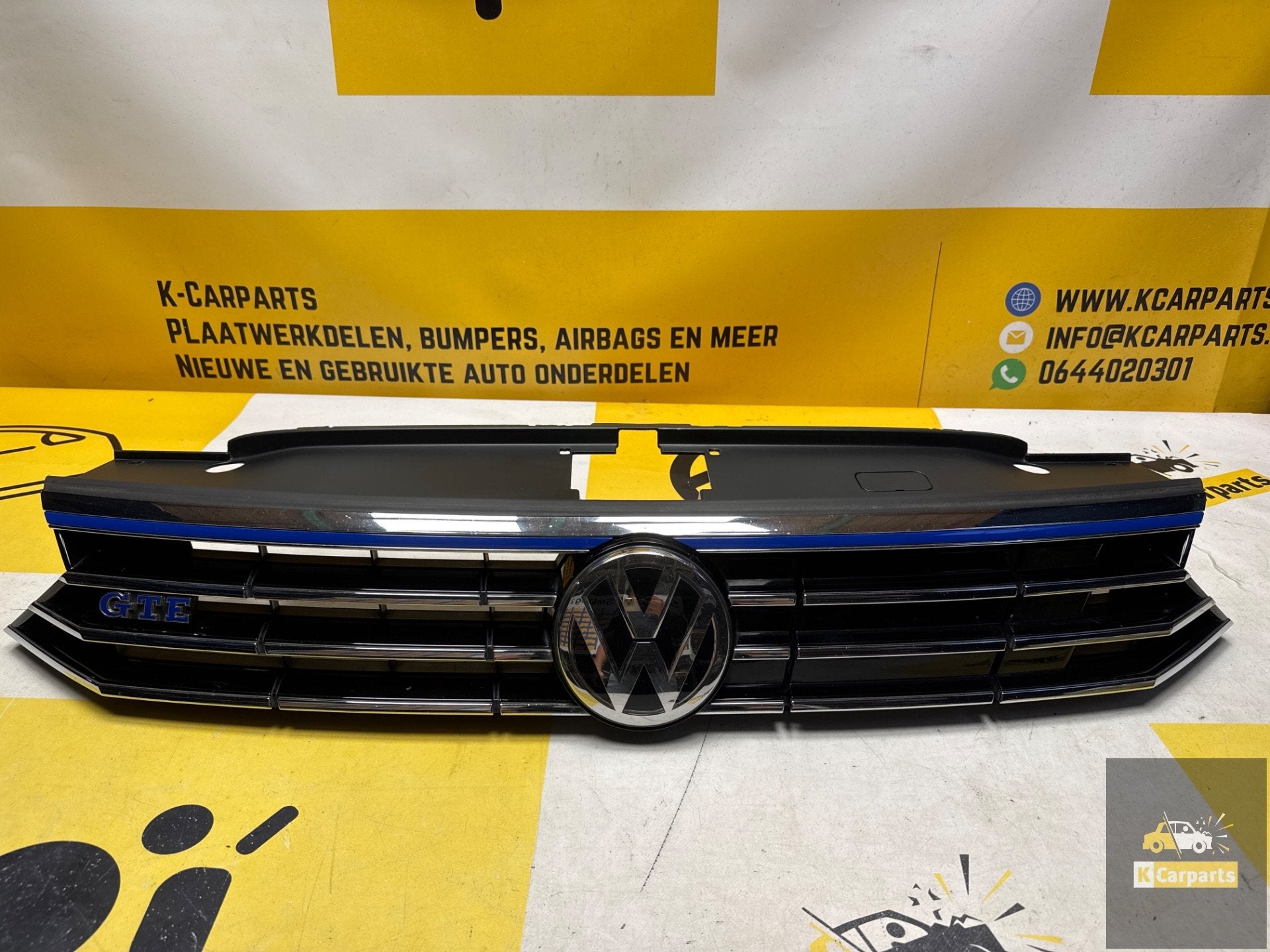 VW Passat 3G B8 Grill Chrome 3G0853651, Auto-onderdelen, Info@fabrikant.eu, Ophalen of Verzenden, Bumper, Fabrikant BV