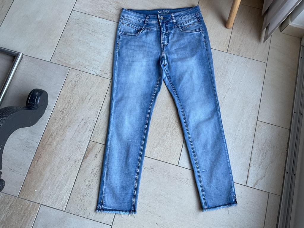 So Soire 7/8 spijkerbroek maat 30 z.g.a.n., Kleding | Dames, Spijkerbroeken en Jeans, Zo goed als nieuw, W30 - W32 (confectie 38/40)