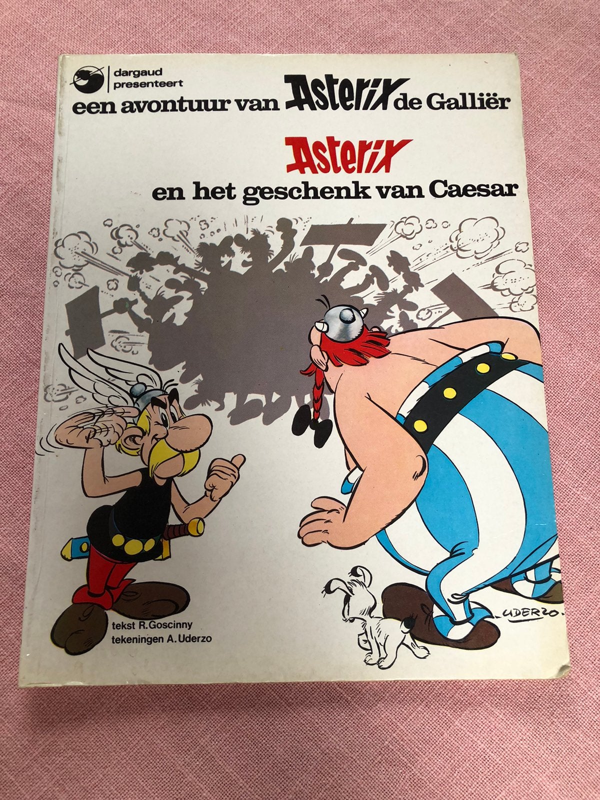 Asterix en het geschenk van Caesar 1974, Eén stripboek, Ophalen of Verzenden, Zo goed als nieuw