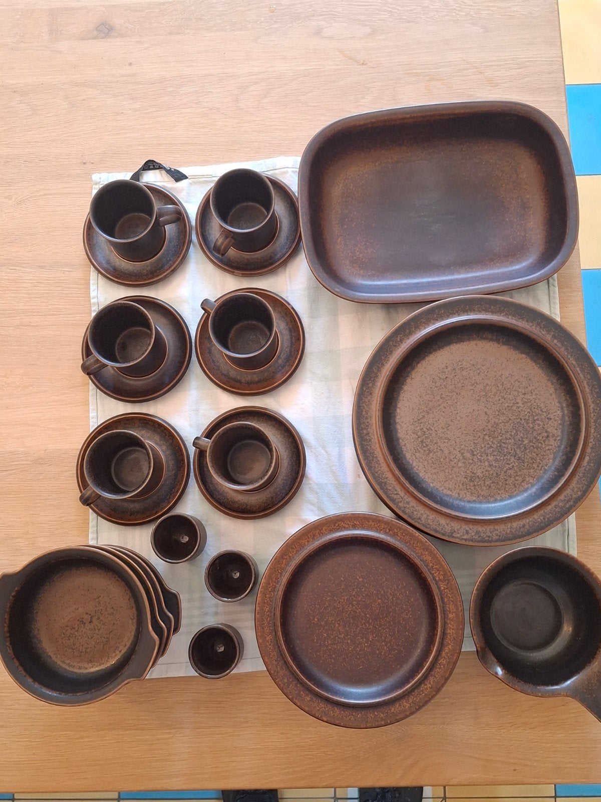 Vintage Arabia Finland Ruska servies - Compleet servies, Arabia, Vintage, Ophalen of Verzenden, Zo goed als nieuw