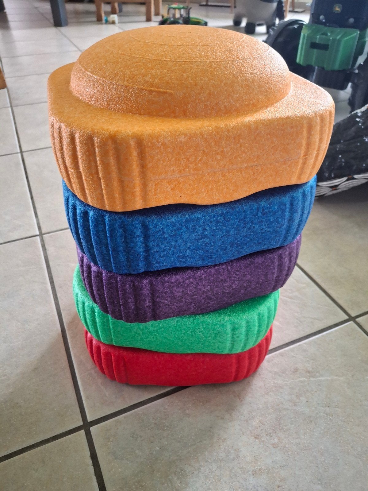 Kleurrijke stapelstenen/ stapelbare krukjes Sinterklaas, Ophalen of Verzenden, Gebruikt