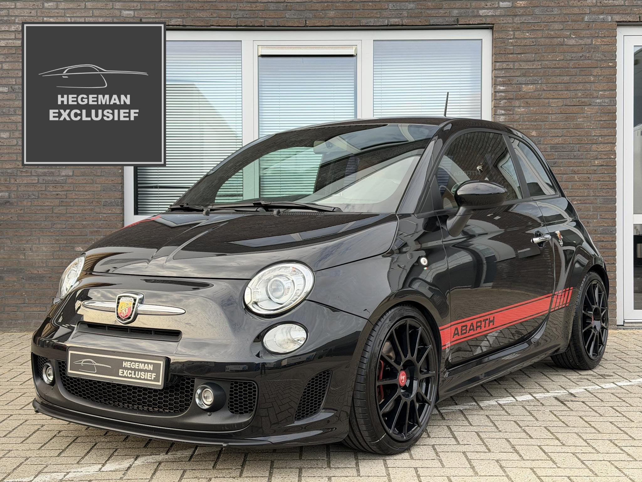 Abarth 500 1.4 T-Jet Abarth Elaborabile | BOMBARDONE | ACC |, Auto's, Voorwielaandrijving, 4 cilinders, Met garantie (alle), Zwart