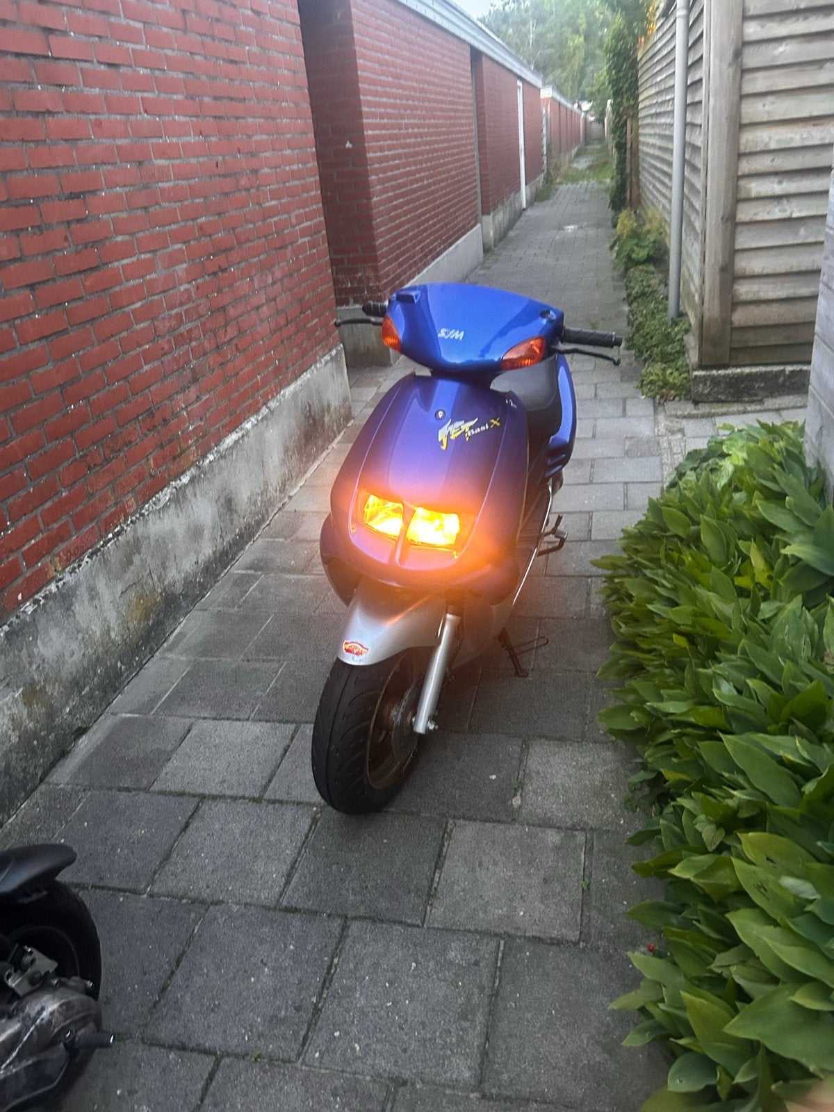 SYM Jet basix 50 2t 4200km! Geel, Ophalen, Zo goed als nieuw, Maximaal 45 km/u, Benzine