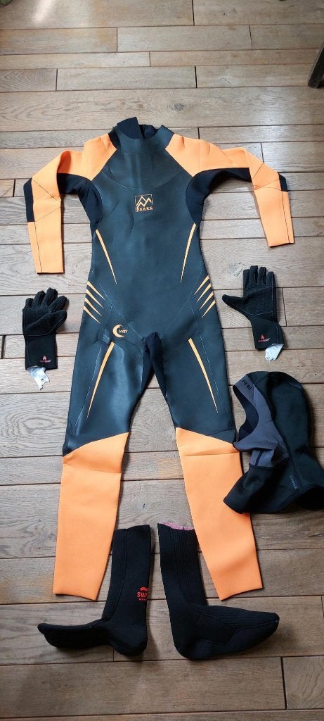 Peaks Visi Dames wetsuit 2 mm (met toebehoren), Wetsuit, Zo goed als nieuw, Dame, Peaks