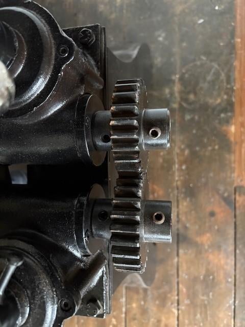 Foto 5 van Opdraaibaar onderstel eettafel - 25% korting