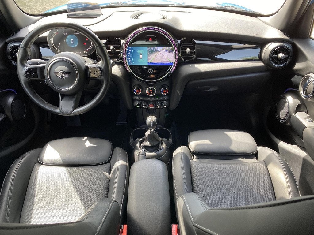 MINI 5-Deurs 1.5 One Business Edition Stuur/Stoelverwarming, Auto's, Mini, Voorwielaandrijving, Gebruikt, Euro 6, Stoelverwarming