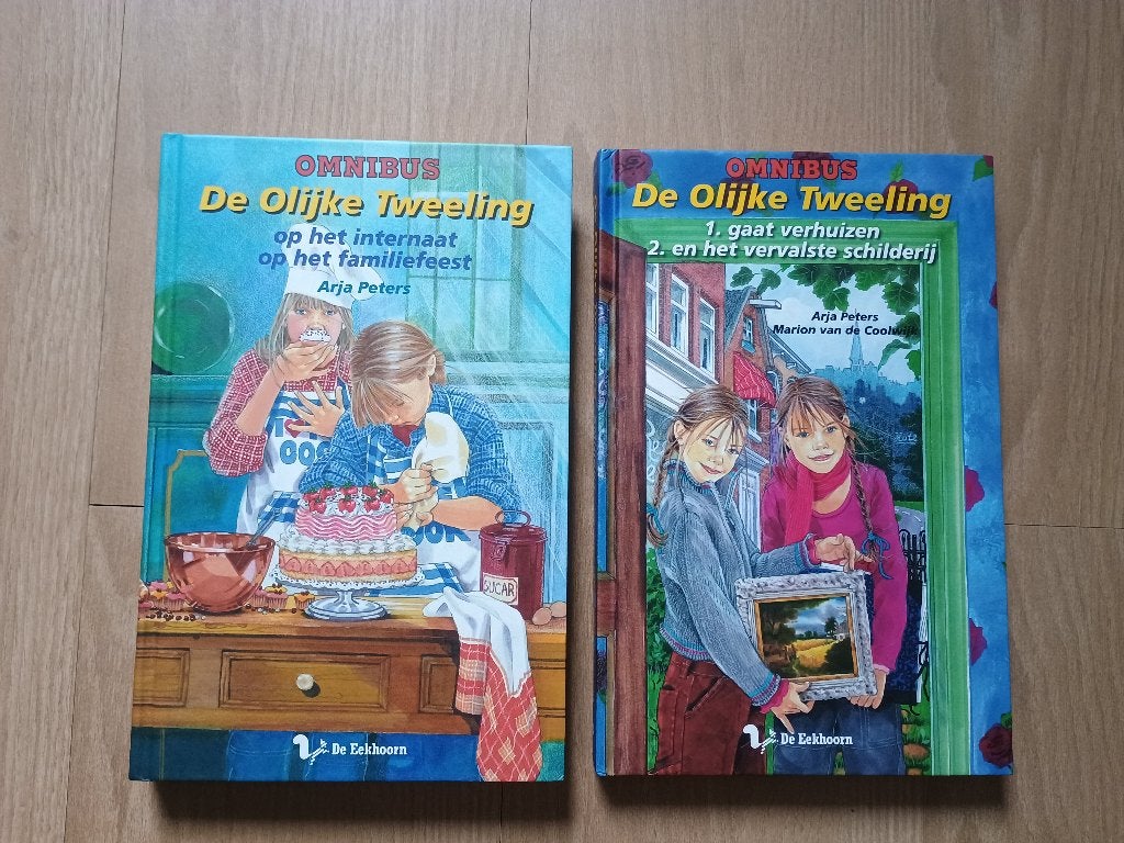 Olijke Tweeling omnibus 2 stuks, Boeken, Ophalen of Verzenden, Zo goed als nieuw, Marion van de Coolwijk