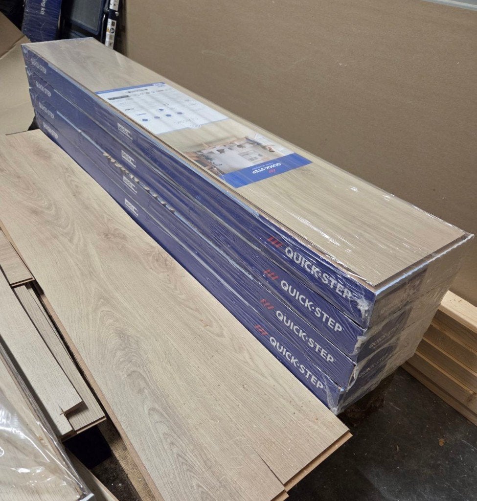 Laminaat 6,38 m² Originele verpakking Quickstep Classic, Doe-het-zelf en Verbouw, Ophalen, 50 tot 150 cm, Nieuw, 5 tot 10 m²