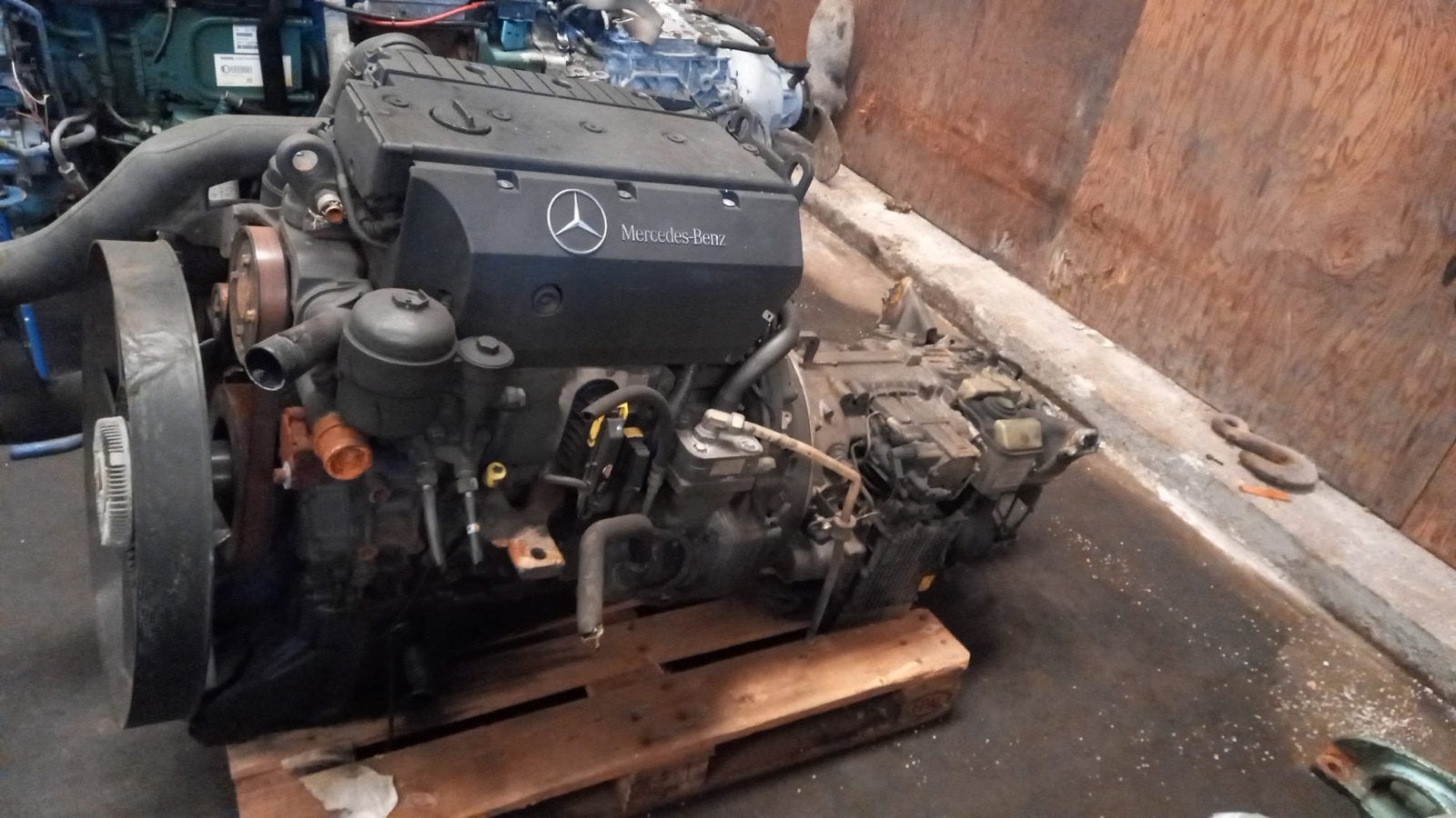 Mercedes OM904 LA 904.915 vrachtwagenmotor versnellingsbak, Ophalen, Gebruikt, Mercedes-Benz