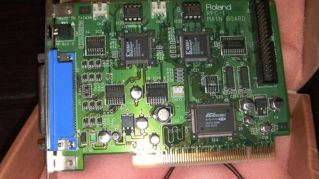Roland RPC-1 pci-kaart, Huis en Inrichting, Kasten | Boekenkasten, Ophalen, 50 tot 100 cm, Zo goed als nieuw, Minder dan 100 cm
