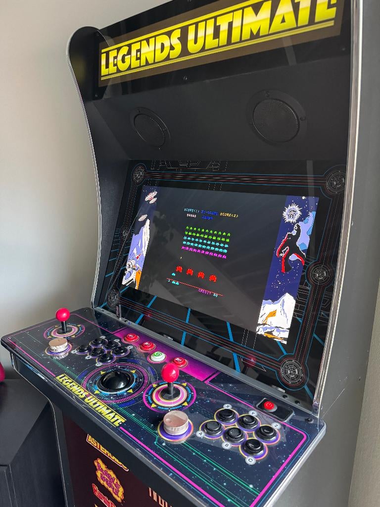 Legends Ultimate Arcade + FamCave Arcade USB, Spelcomputers en Games, Games | Pc, Gebruikt, Overige genres, 2 spelers, Vanaf 3 jaar