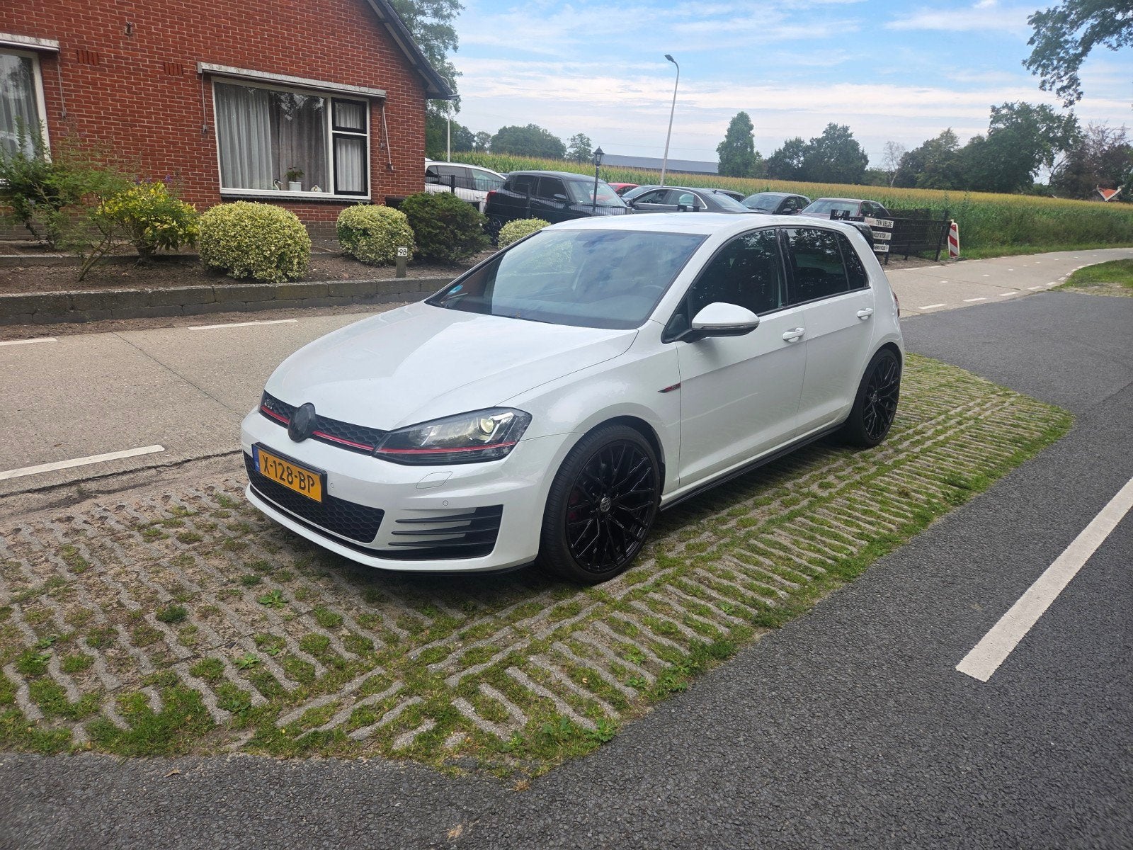 Volkswagen Golf 2.0 TSI 162KW 5D 2015 Wit, Auto's, Voorwielaandrijving, Stof, 4 cilinders, 1984 cc