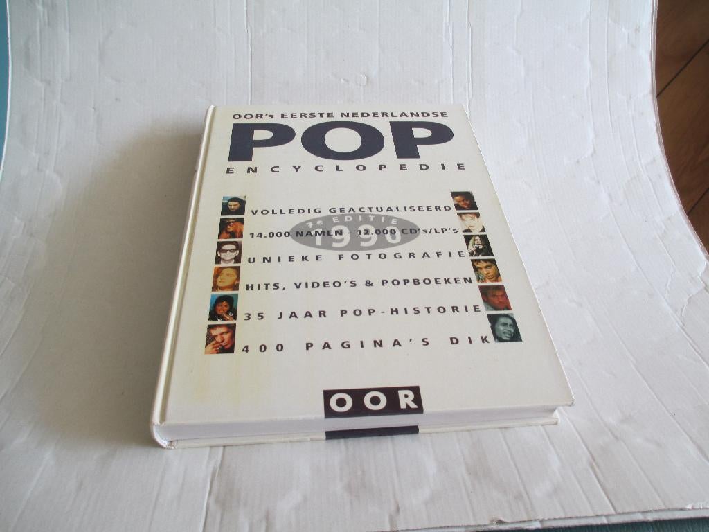 oor's eerste nederlandse pop encyclopedie (1990), Ophalen of Verzenden, Gelezen, Algemeen