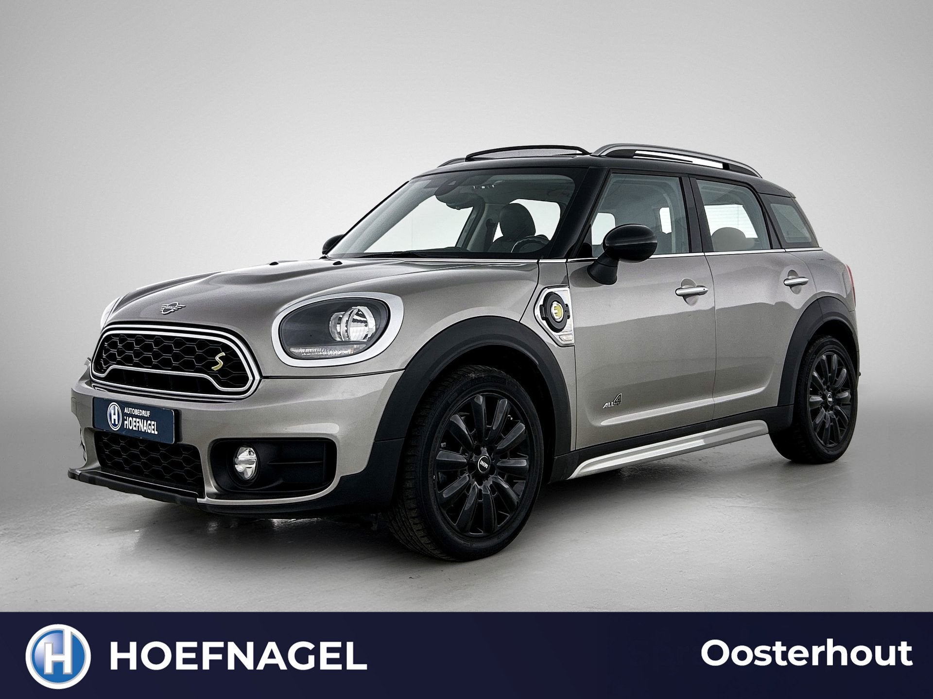 Mini Countryman 1.5 Cooper S E ALL4 Chili Automaat | Cruise, Auto's, 136 pk, Gebruikt, Bedrijf, Vierwielaandrijving
