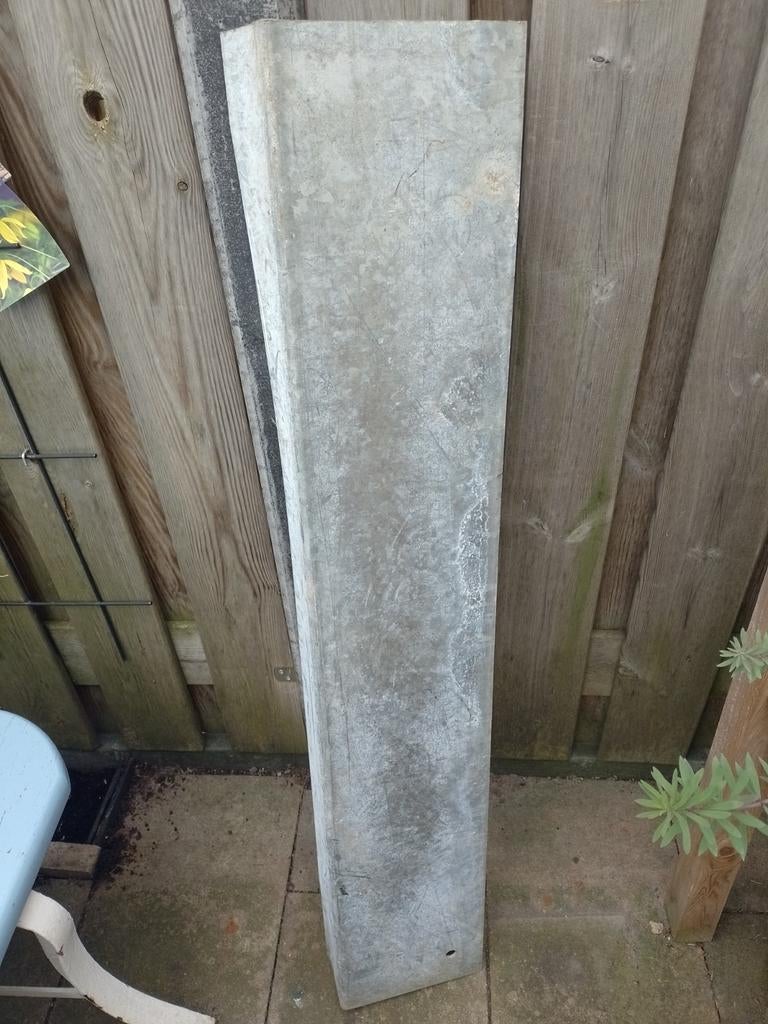 Zinken hoekprofiel 113 cm. Hoek:  9 x 20 cm, 4 mm dik., Doe-het-zelf en Verbouw, Metalen, Ophalen, Gebruikt, Overige metalen