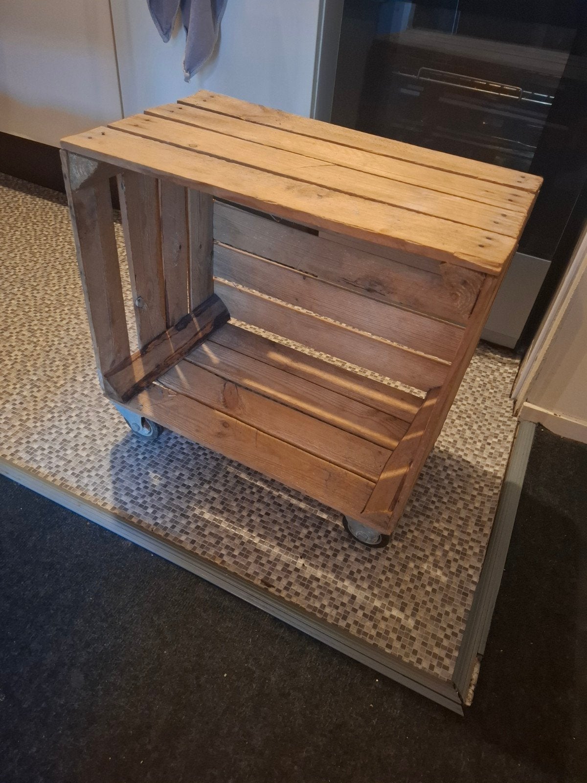 Fruitkist op wielen - Multifunctioneel, Ophalen, 50 – 75, Gebruikt, 50 tot 100 cm