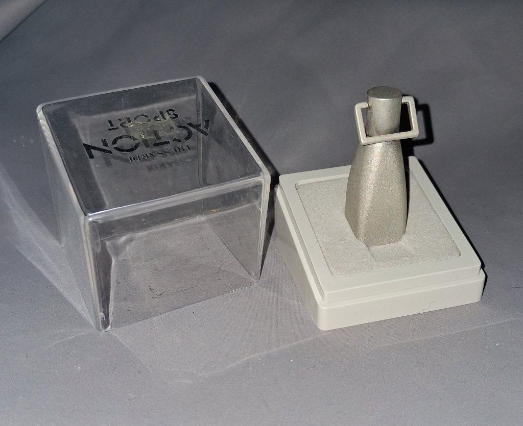 Mooie parfum mini -  Truusardi action sport + doosje, Ophalen of Verzenden, Zo goed als nieuw, Miniatuur, Gevuld