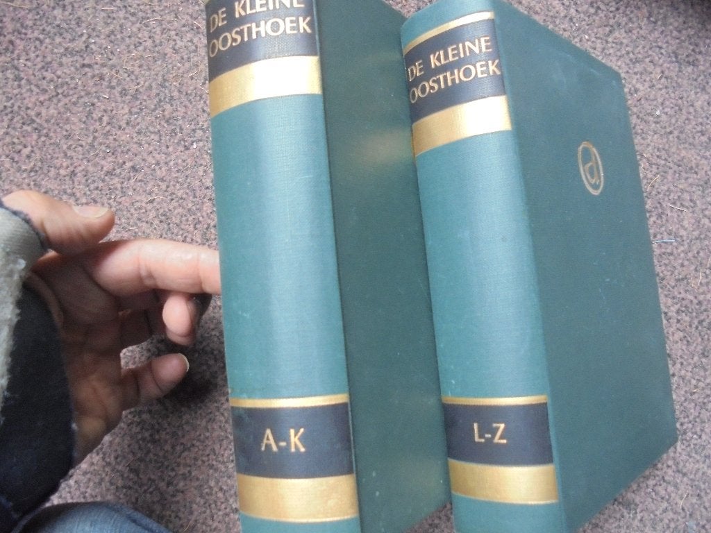 1965 retro De Kleine Oosthoek encyclopedie (Bij1-2), Ophalen, Gelezen