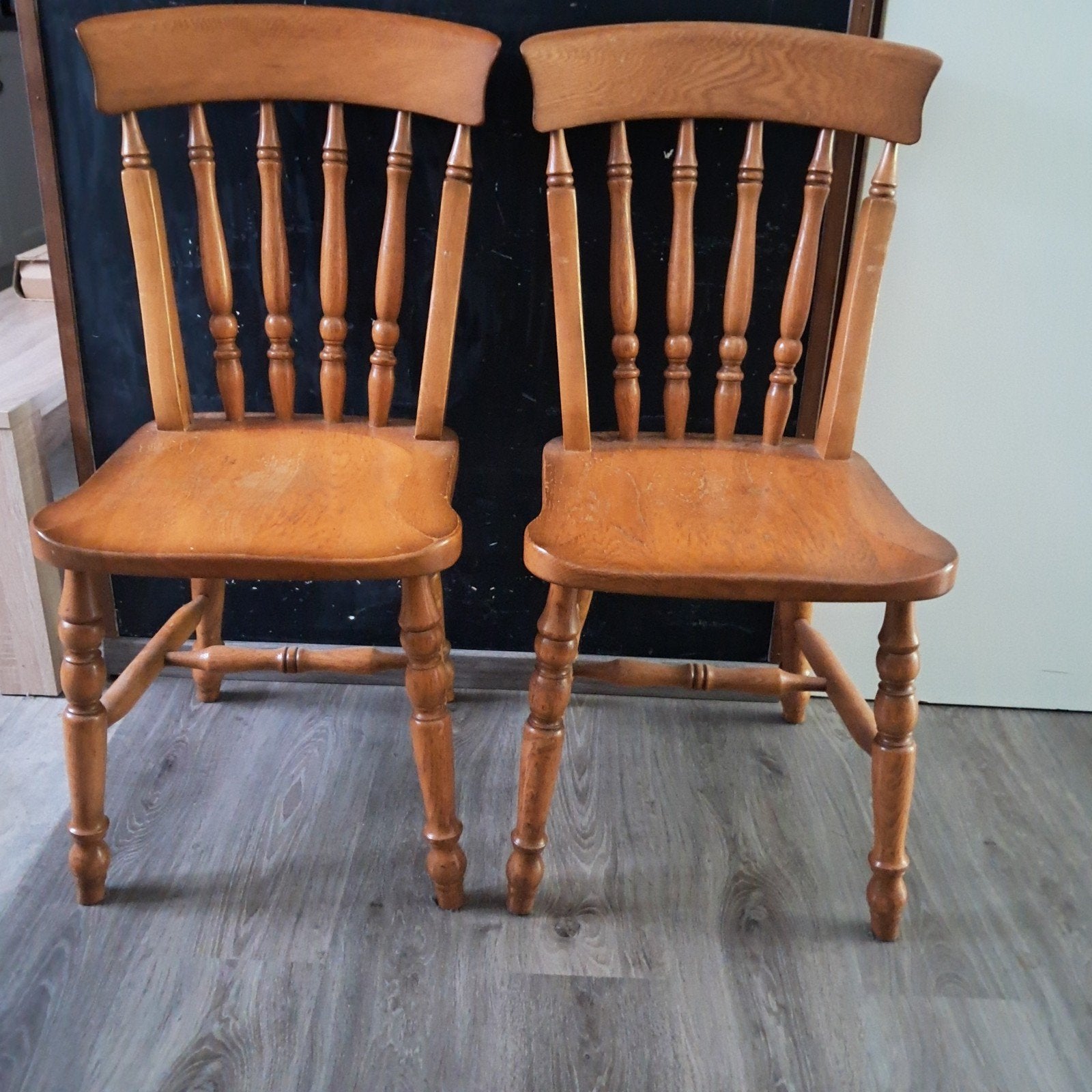 2 stoelen en 1 bankje, Ophalen, Gebruikt