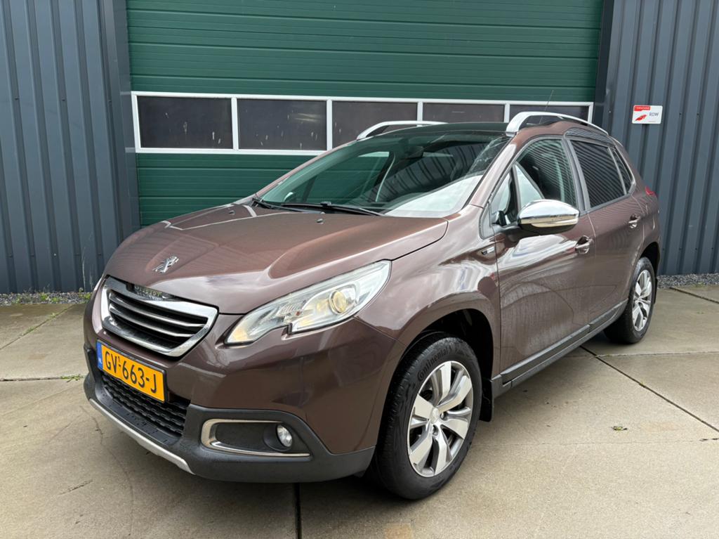 Peugeot 2008|  Bruin 2016 | PANODAK|TREKHAAK|NAV | APK&BEURT, Auto's, Peugeot, Stof, Zwart, 49 €/maand, Origineel Nederlands